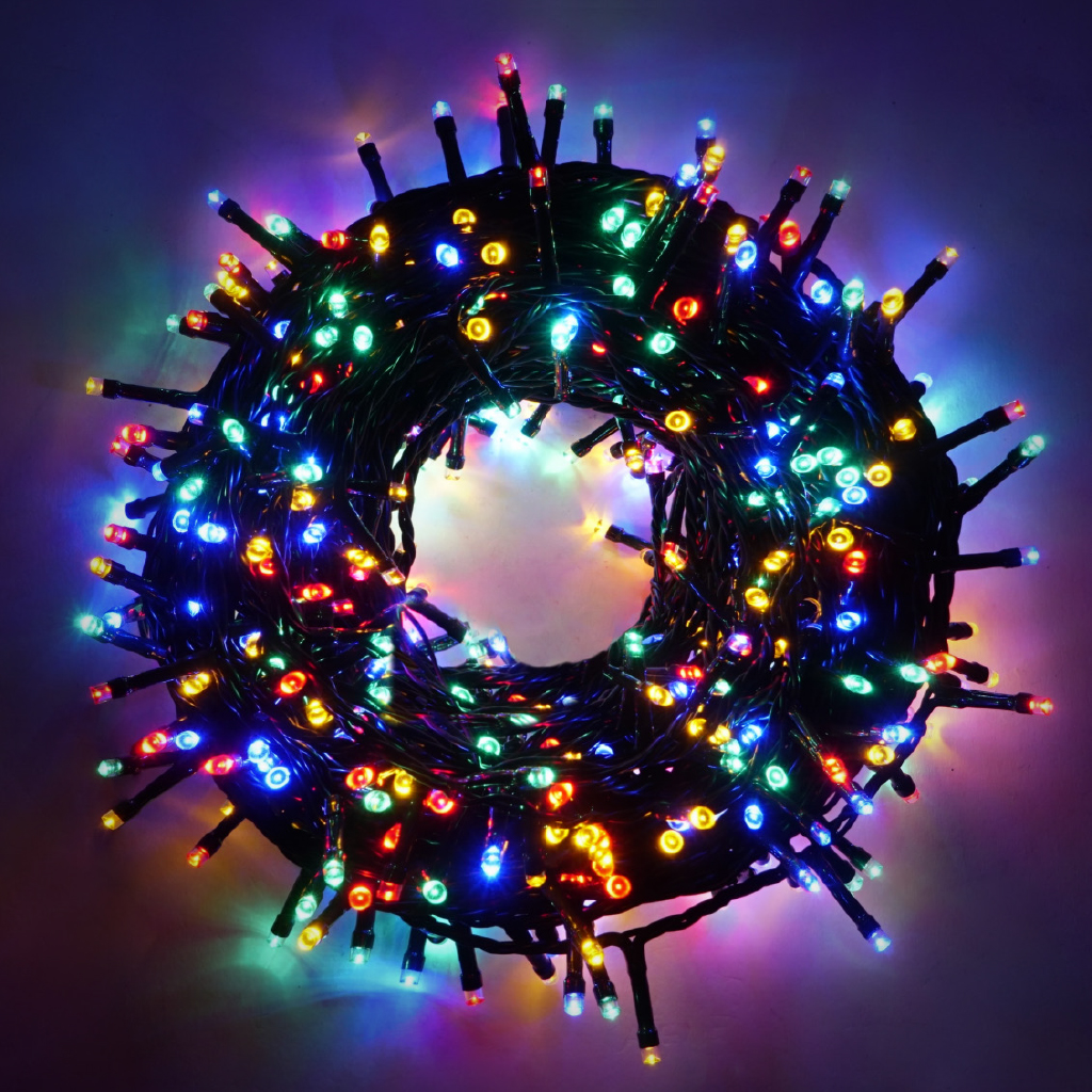 Catena Luminosa di Natale a 500 LED con 8 giochi di Luce per uso Interno/ Esterno (Luce Multicolore)